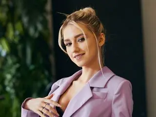 BettyLee naked