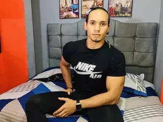 DylanMartinez camshow