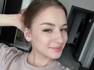 MonaVilonny pictures